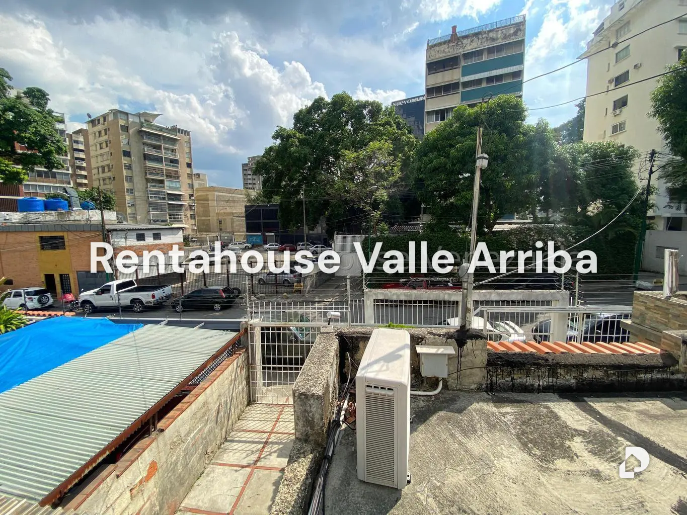 Local comercial en Los Palos Grandes, Caracas – 26
