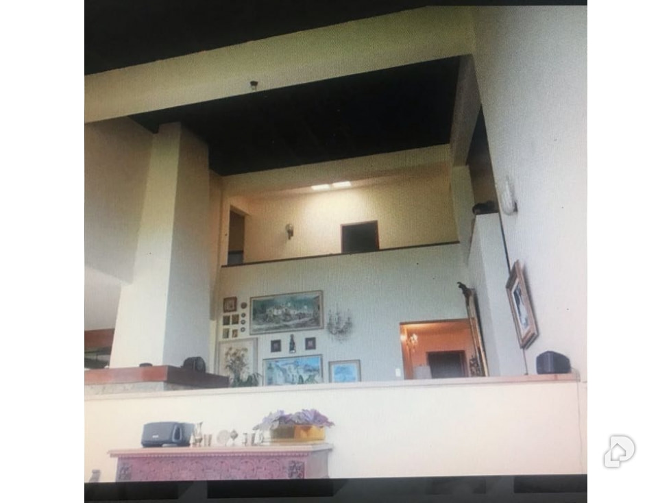 Casa en La Lagunita, Caracas – 8