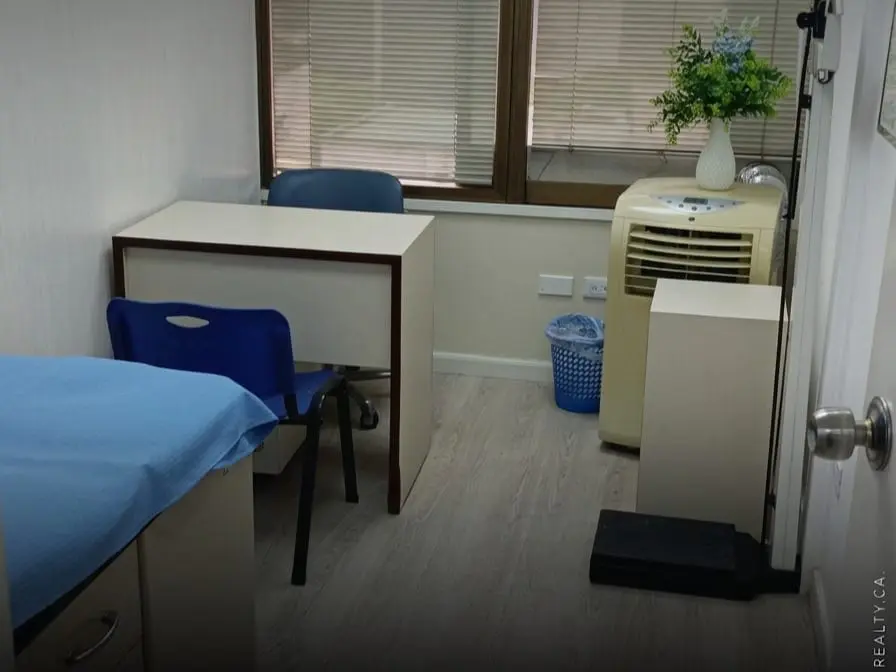 Office in La Florida, Caracas - 1