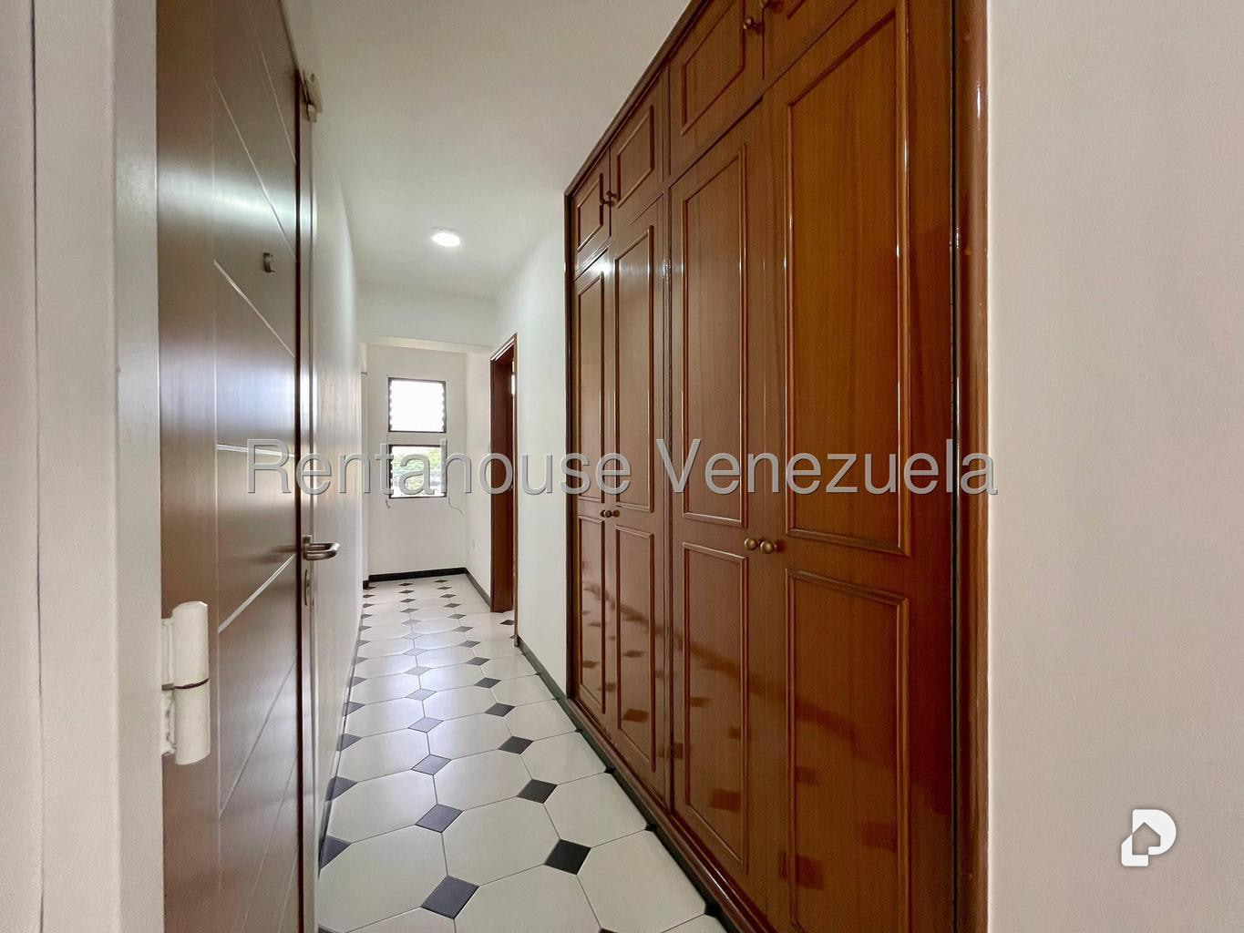 Apartment in La Florida, Caracas – 30