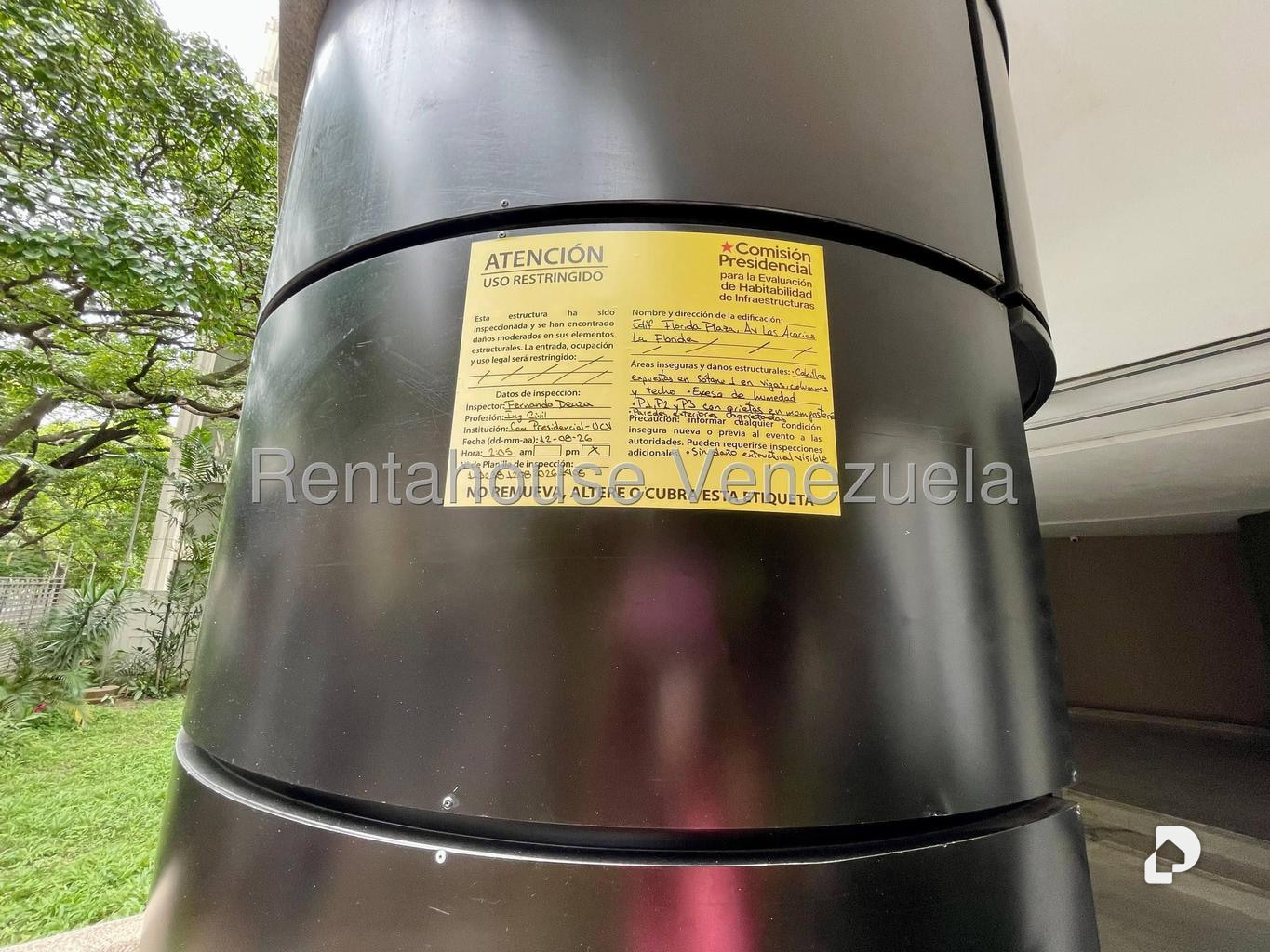 Apartment in La Florida, Caracas – 2
