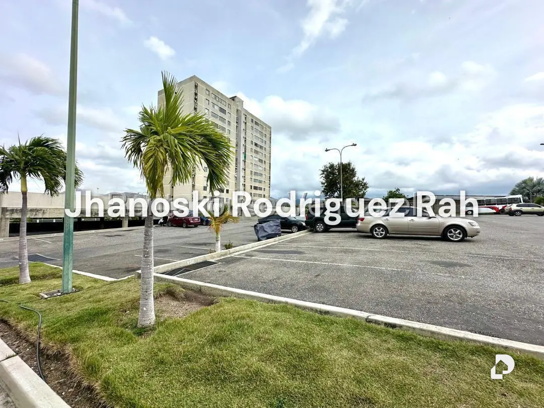 Apartamento en Urbanización Los Crepusculos, Barquisimeto – 23