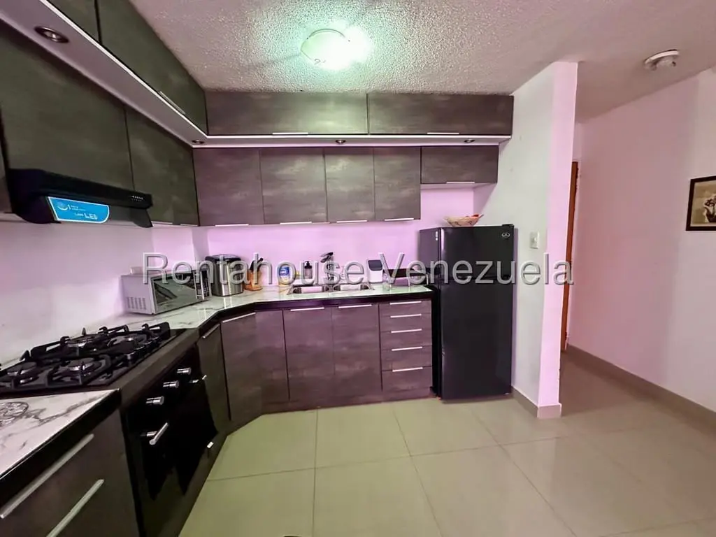 Apartamento en Urbanización Los Crepusculos, Barquisimeto - 1