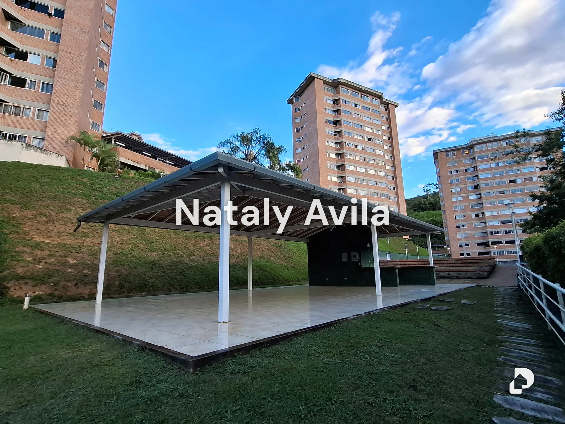Apartamento en Miravila, Caracas – 11