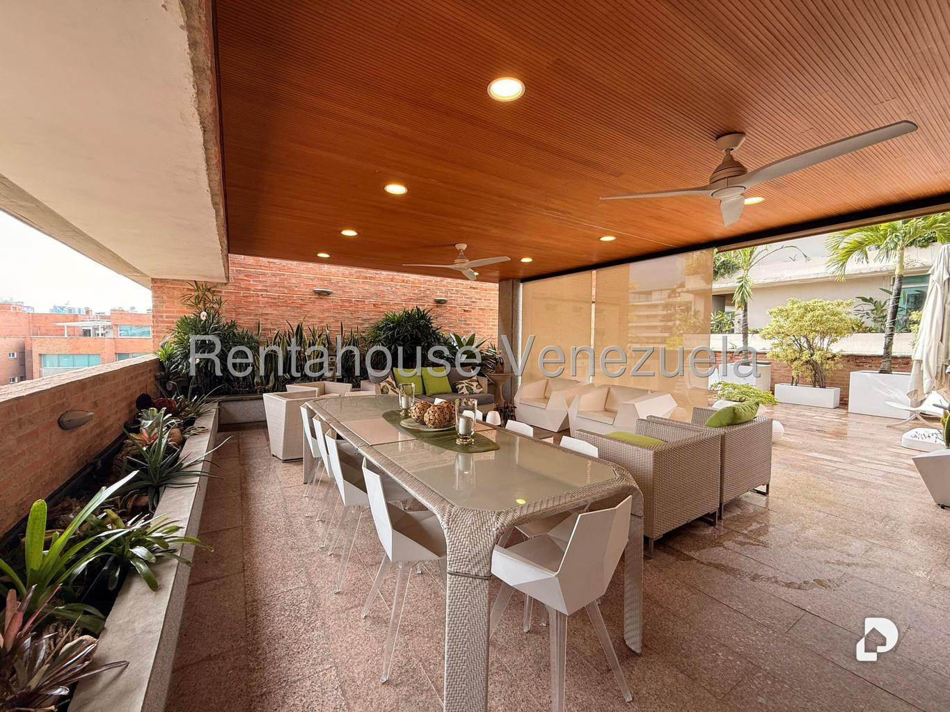 Apartamento en Campo Alegre, Caracas – 28