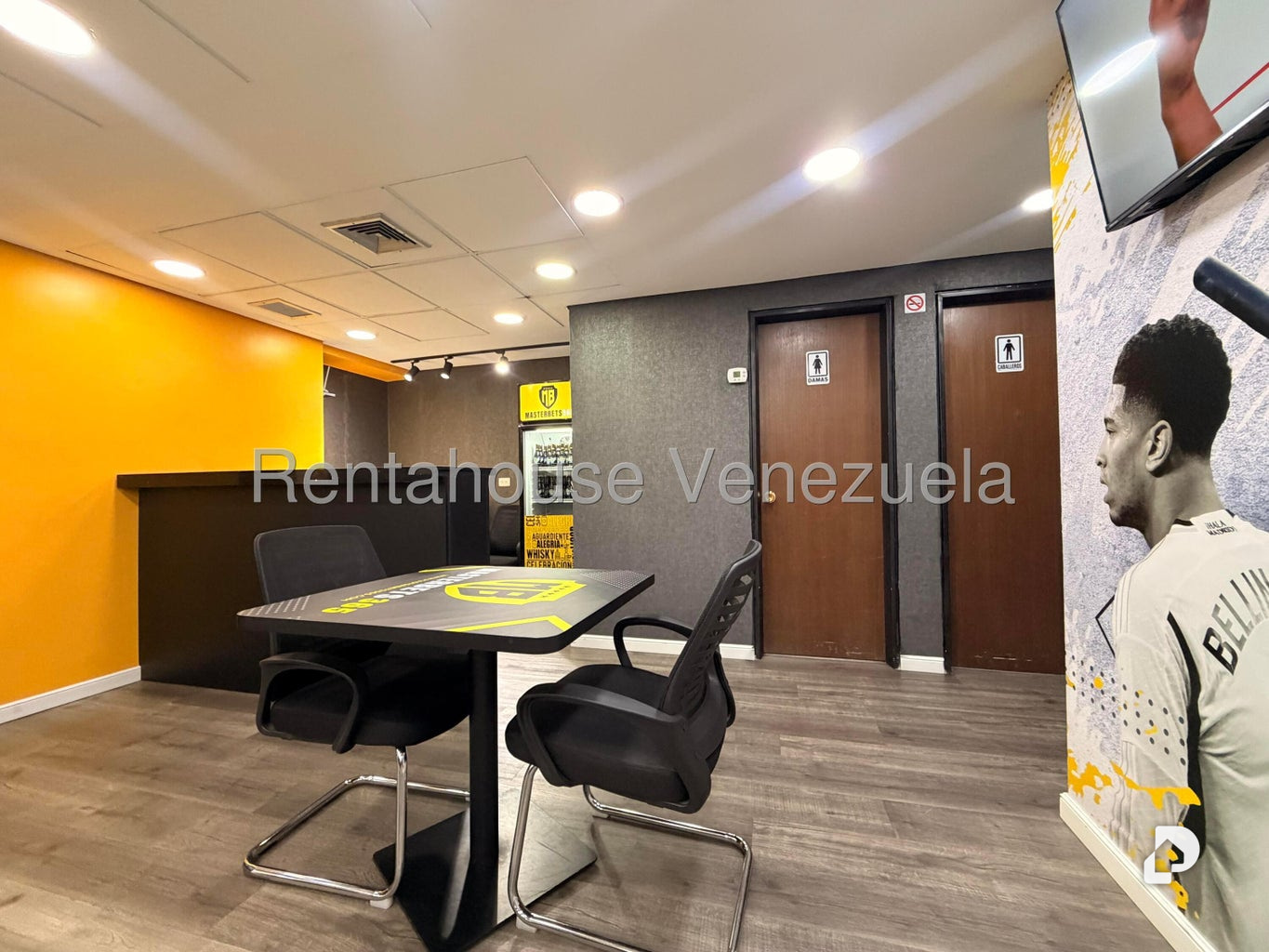 Local comercial en Las Mercedes, Caracas – 12