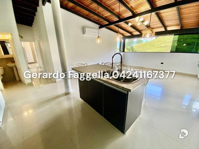 Penthouse en Colinas de La Tahona, Caracas – 18