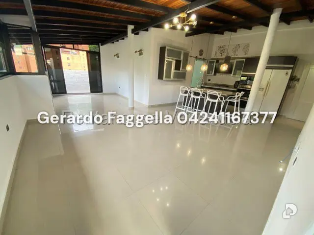 Apartamento en Colinas de La Tahona, Caracas