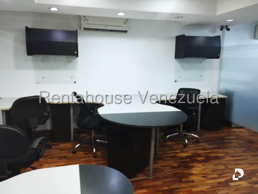 Oficina en Las Mercedes, Caracas – 5