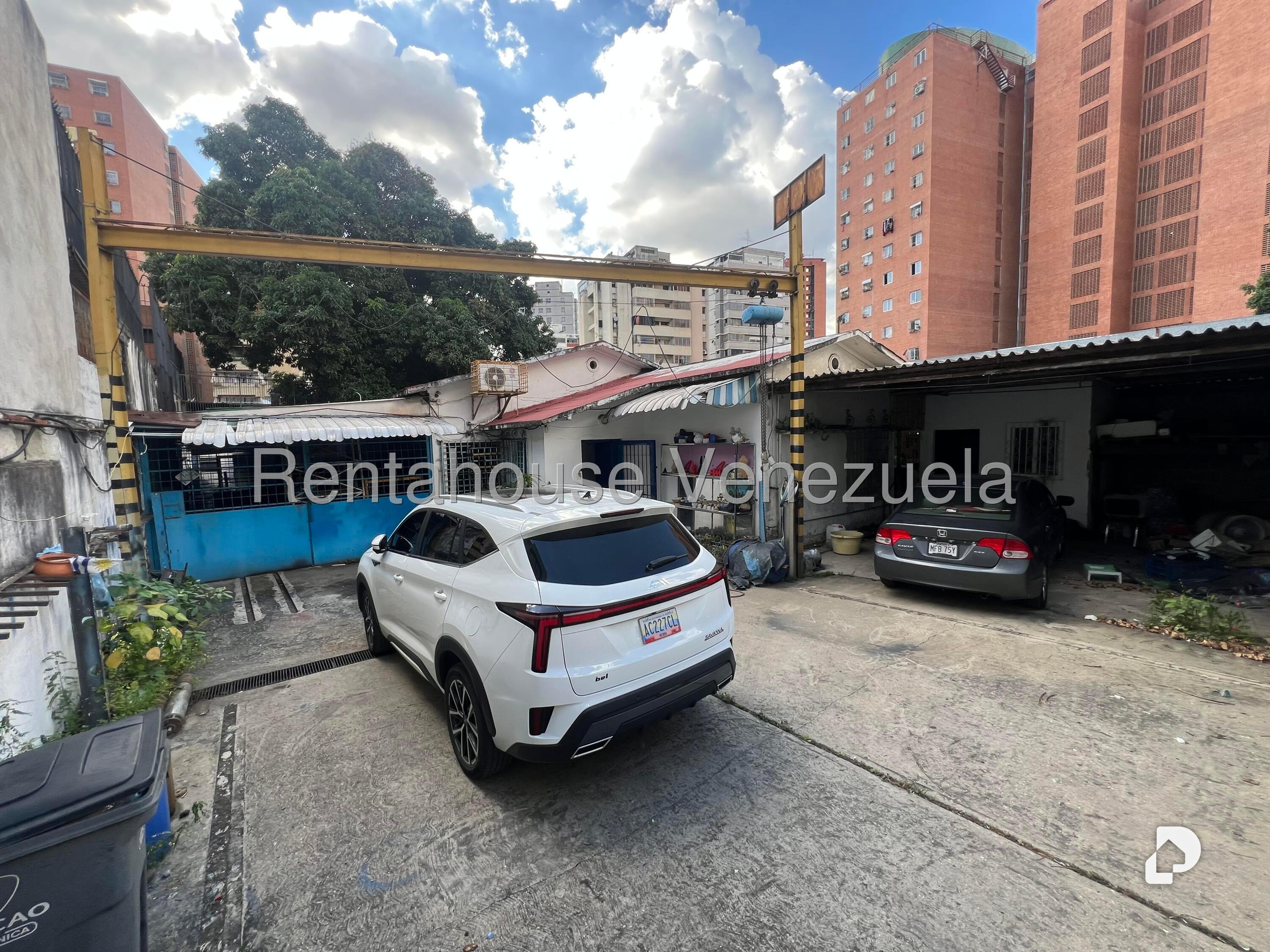 Local comercial en El Rosal, Caracas