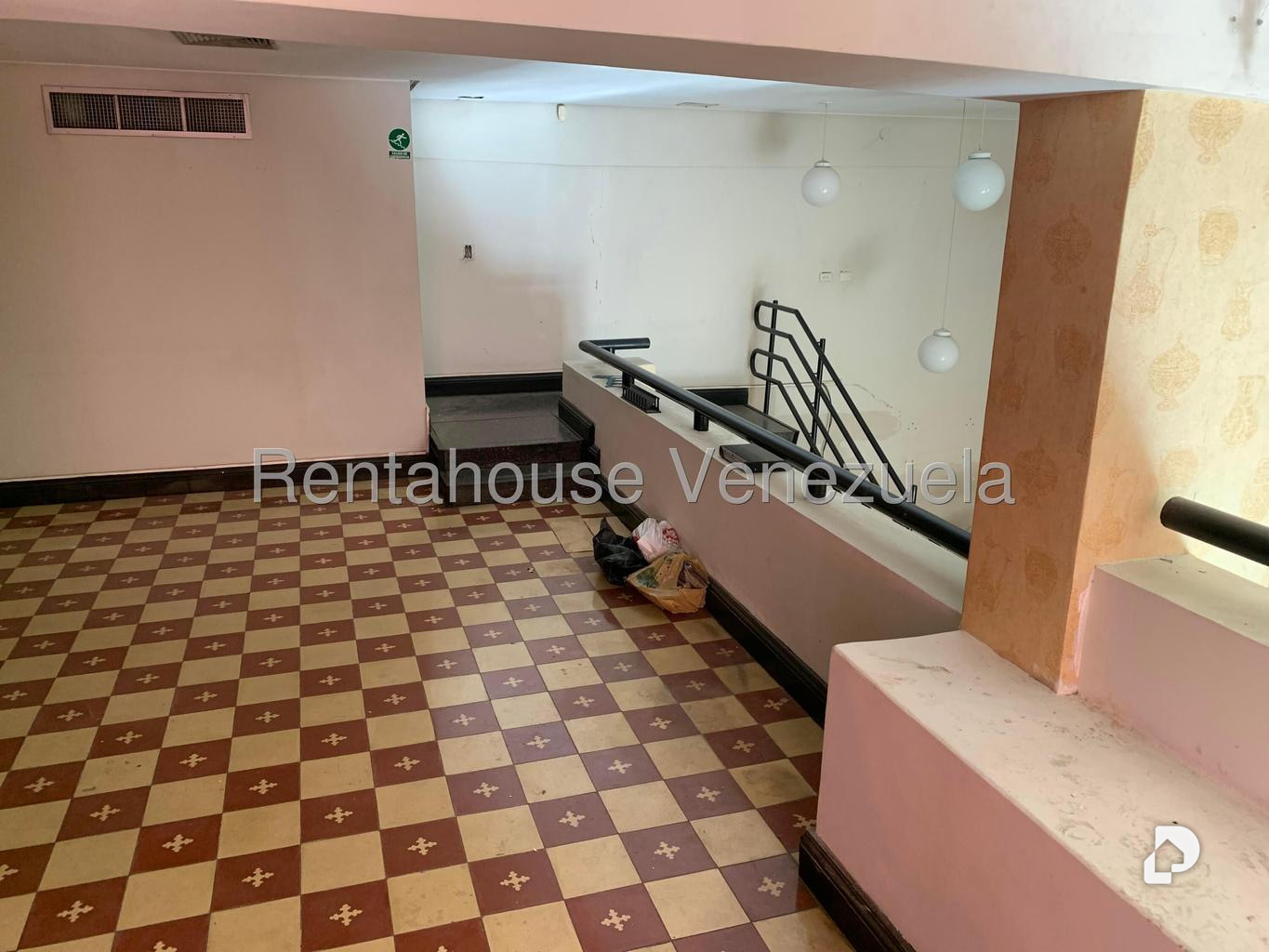 Local comercial en La Castellana, Caracas – 2