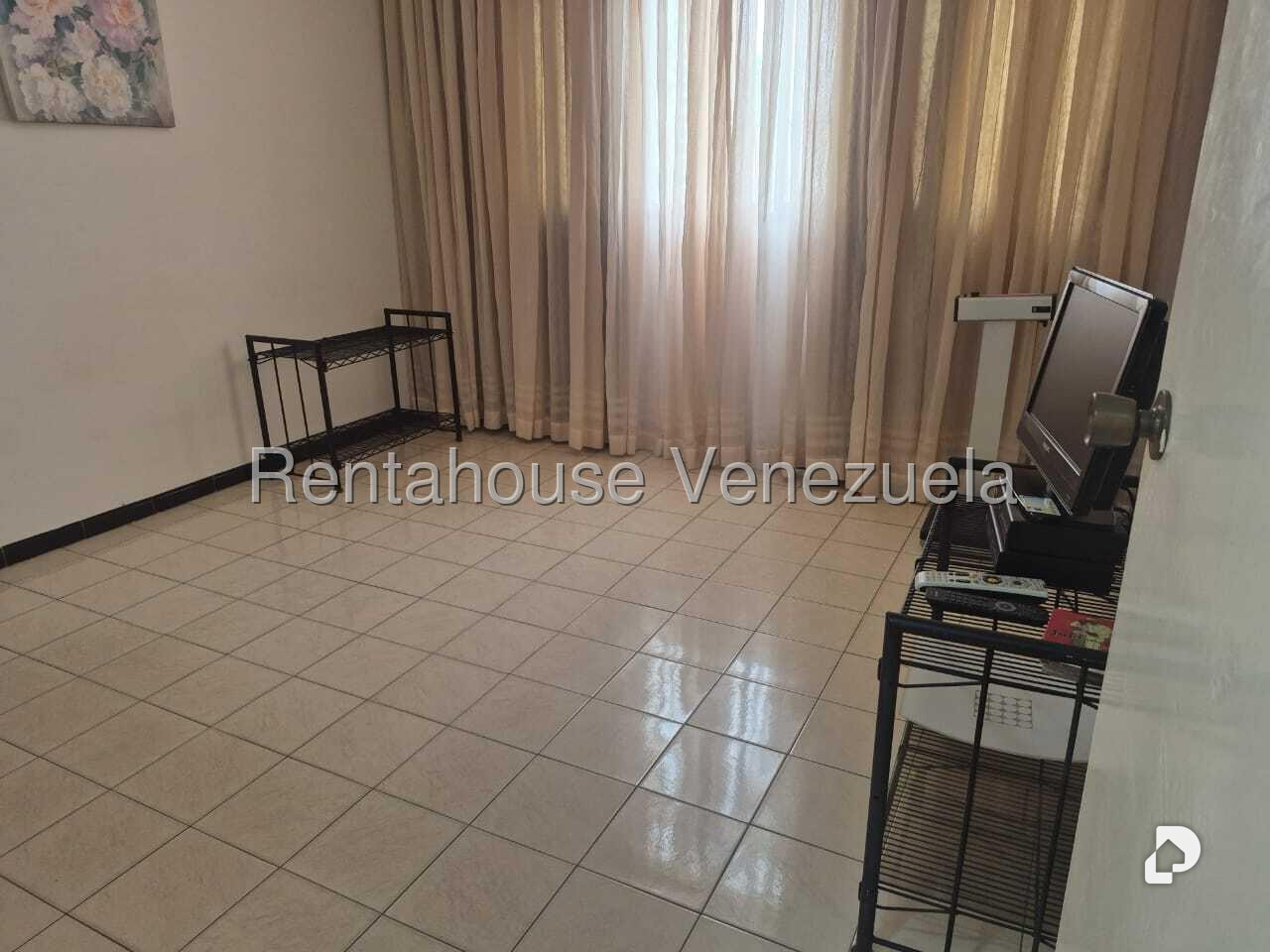 Apartamento en San Bernardino, Caracas – 17