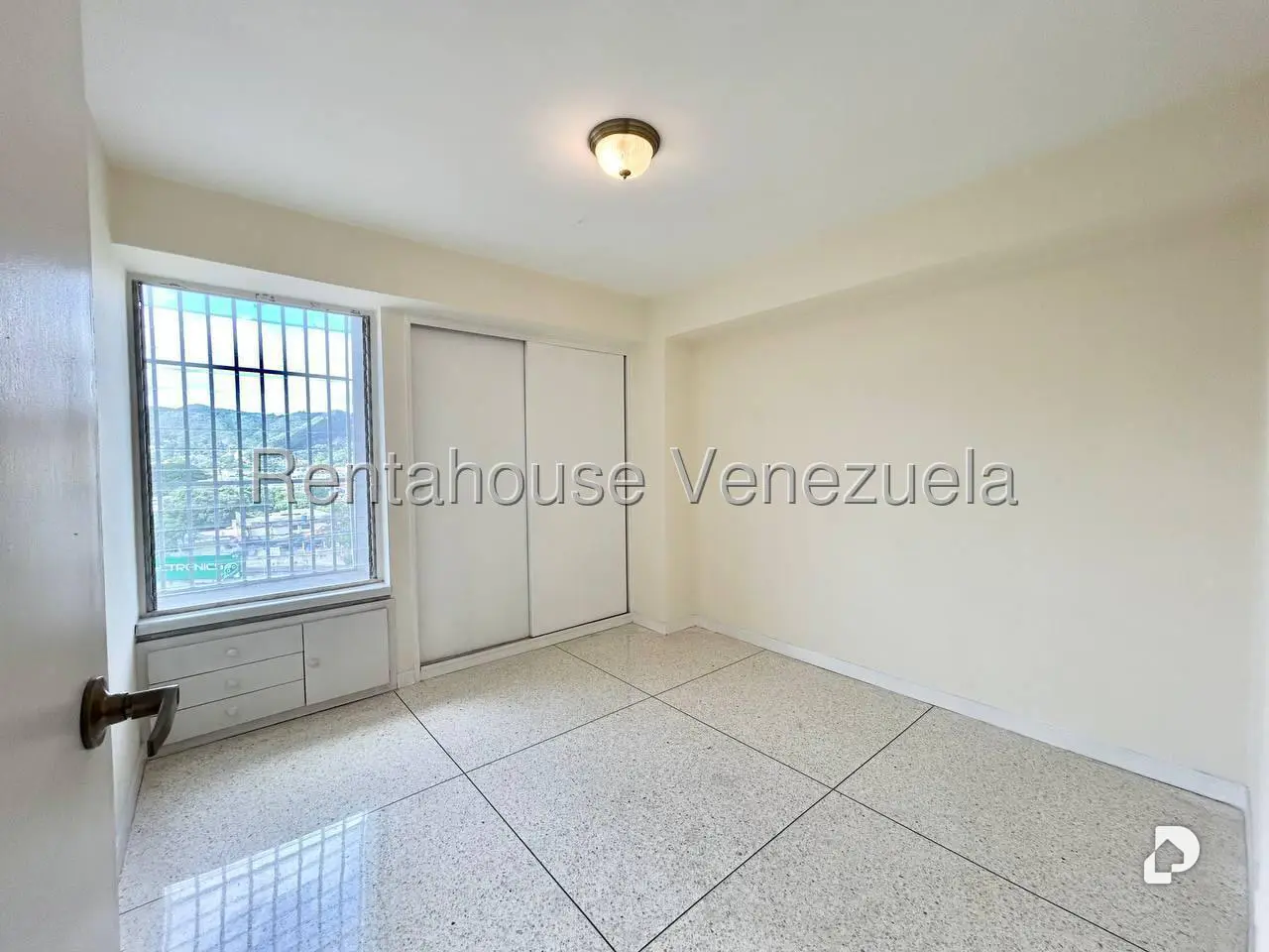 Apartamento en La Ciudadela, Caracas – 16