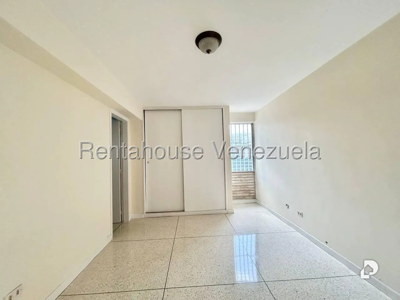 Apartamento en La Ciudadela, Caracas – 18