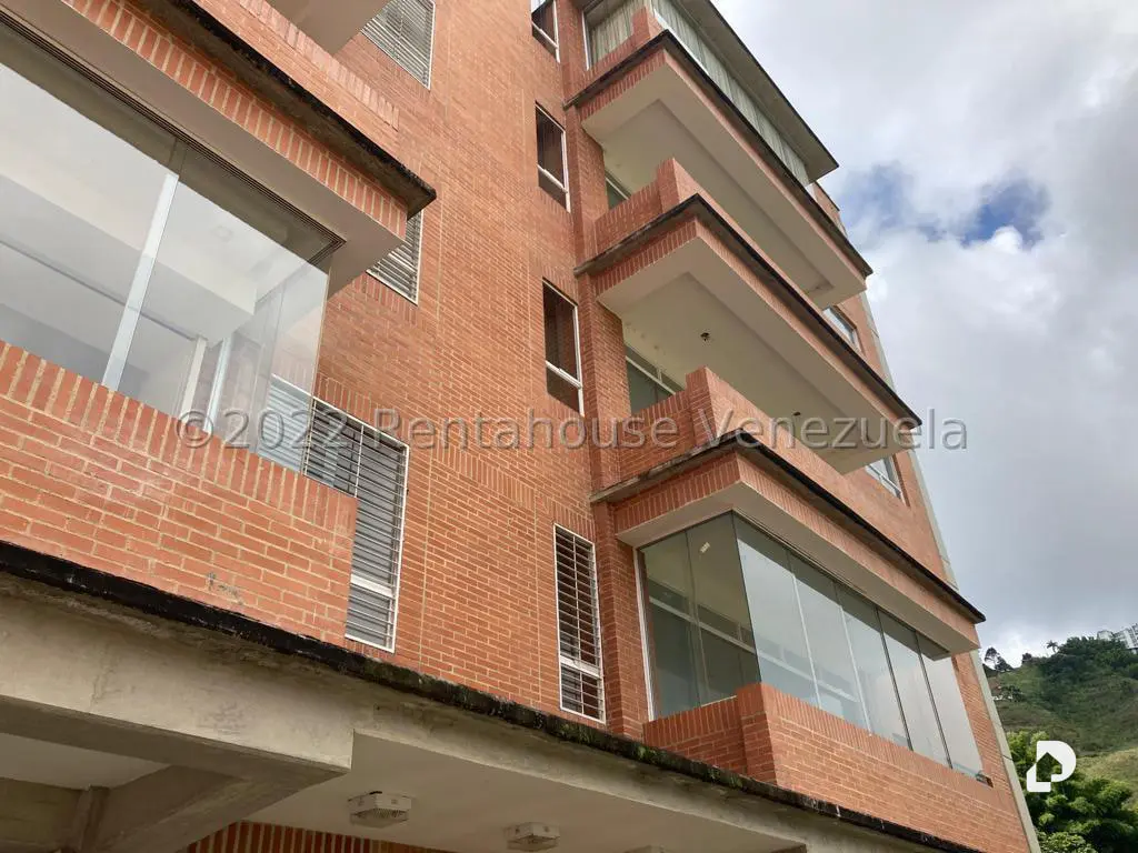 Apartamento en Oripoto, Caracas – 1