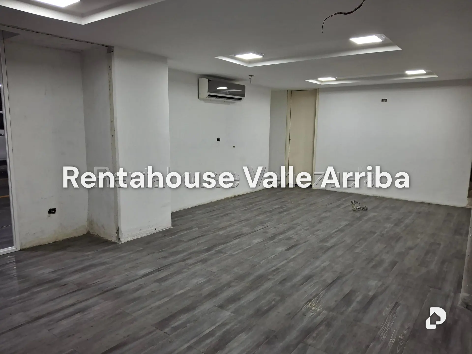 Local comercial en Chuao, Caracas – 5