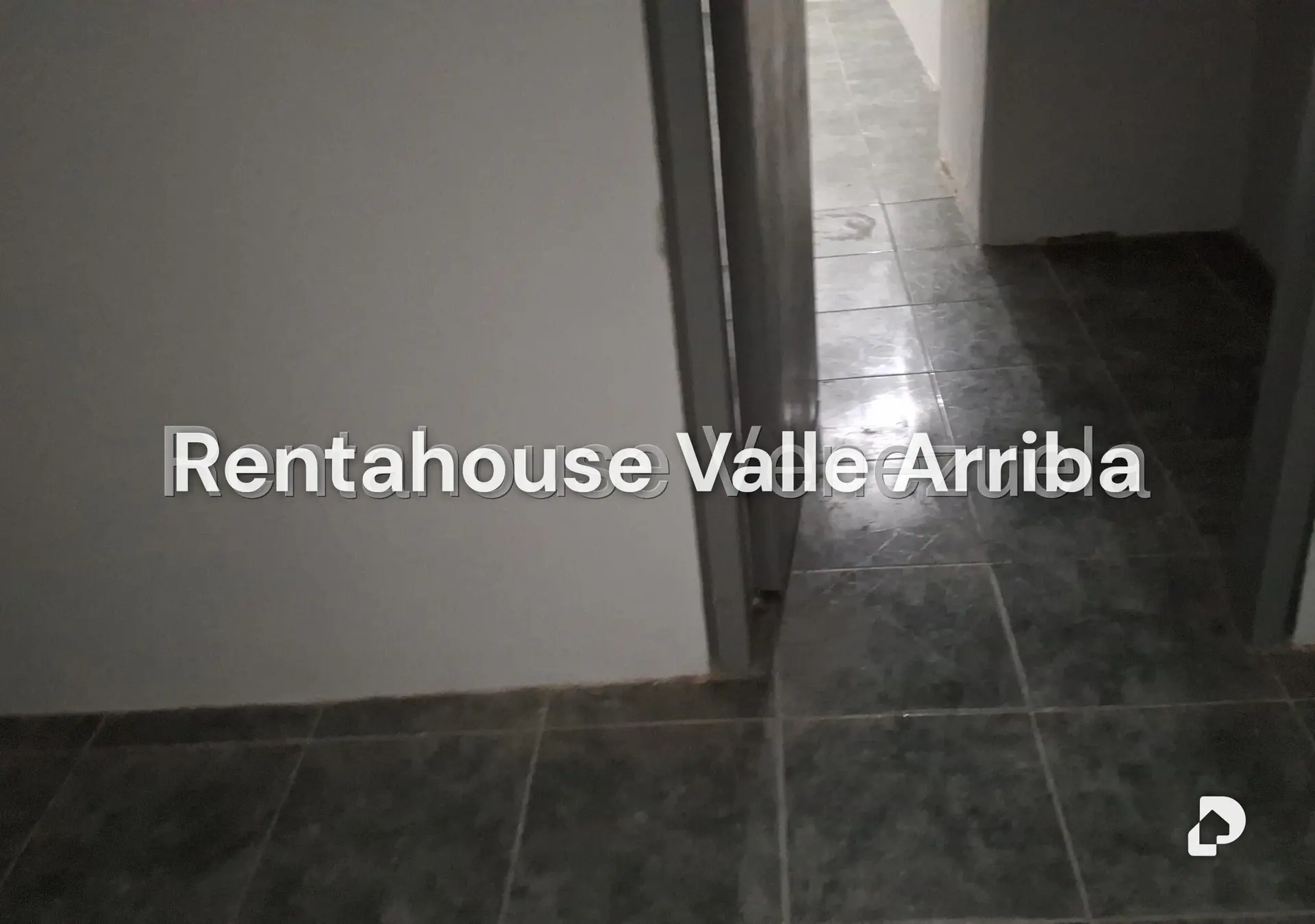 Local comercial en Chuao, Caracas – 17