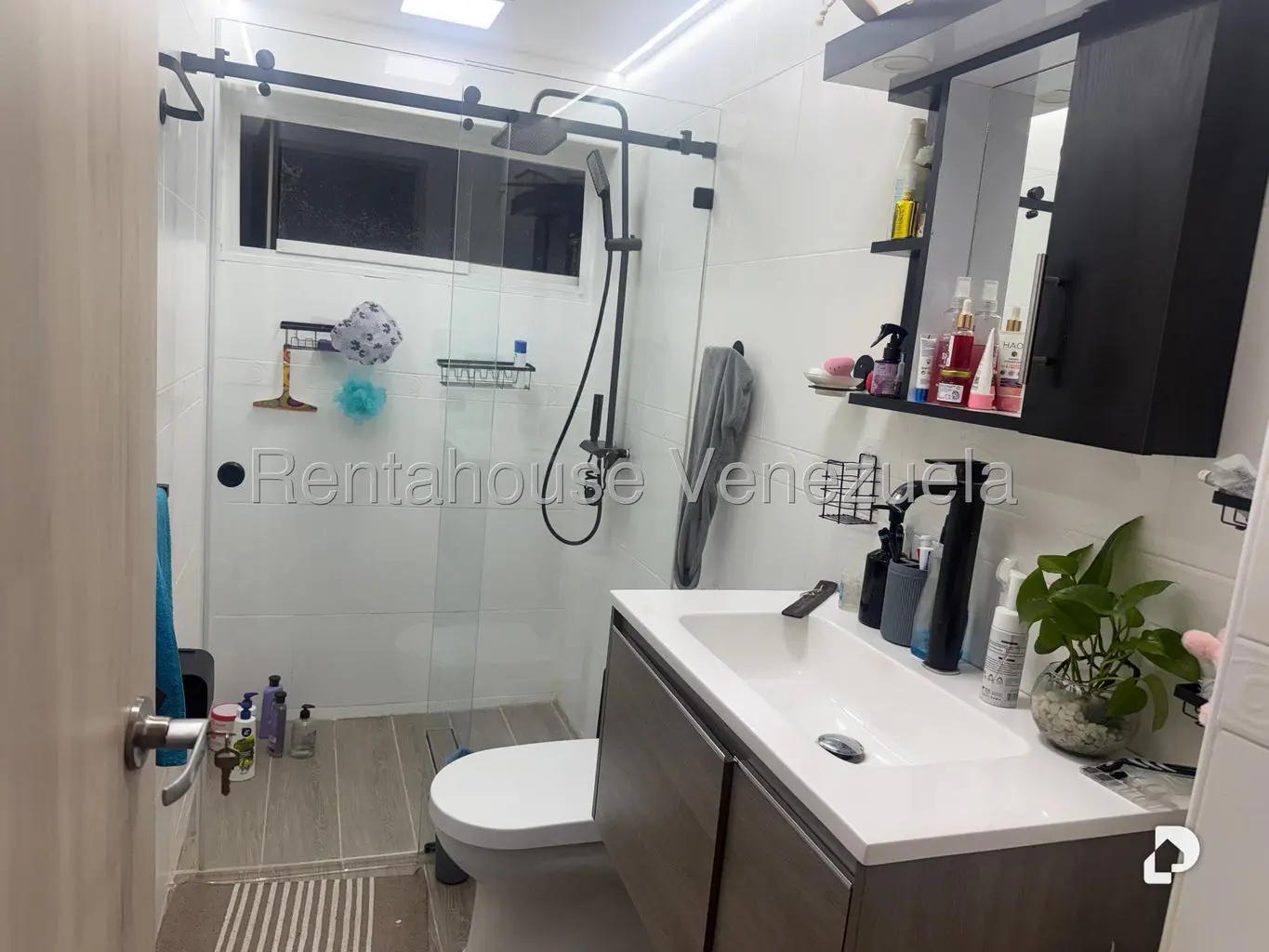 Apartamento en La Urbina, Caracas – 18