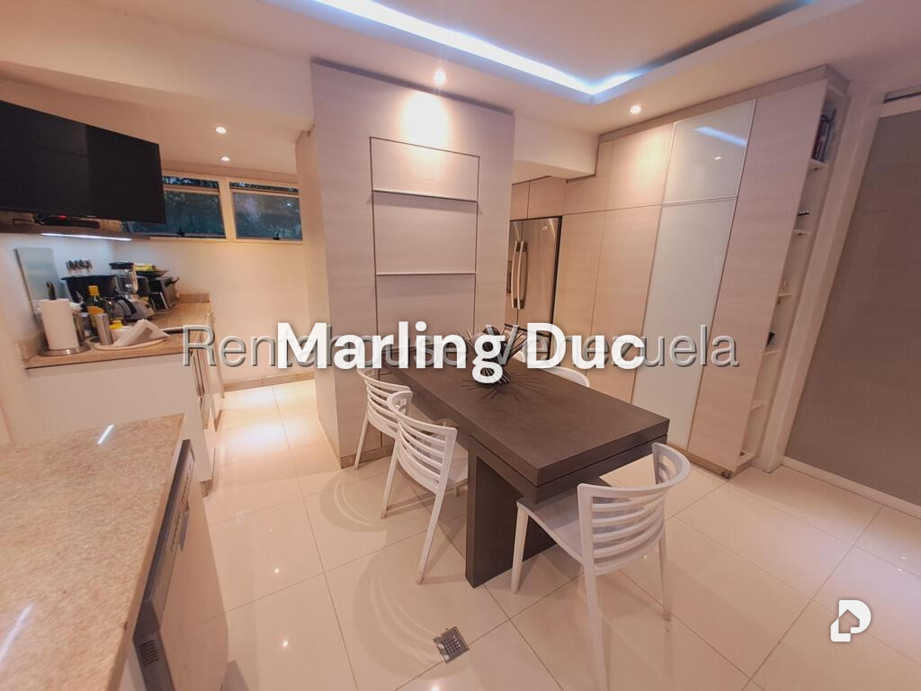 House in Prados del Este, Caracas – 12
