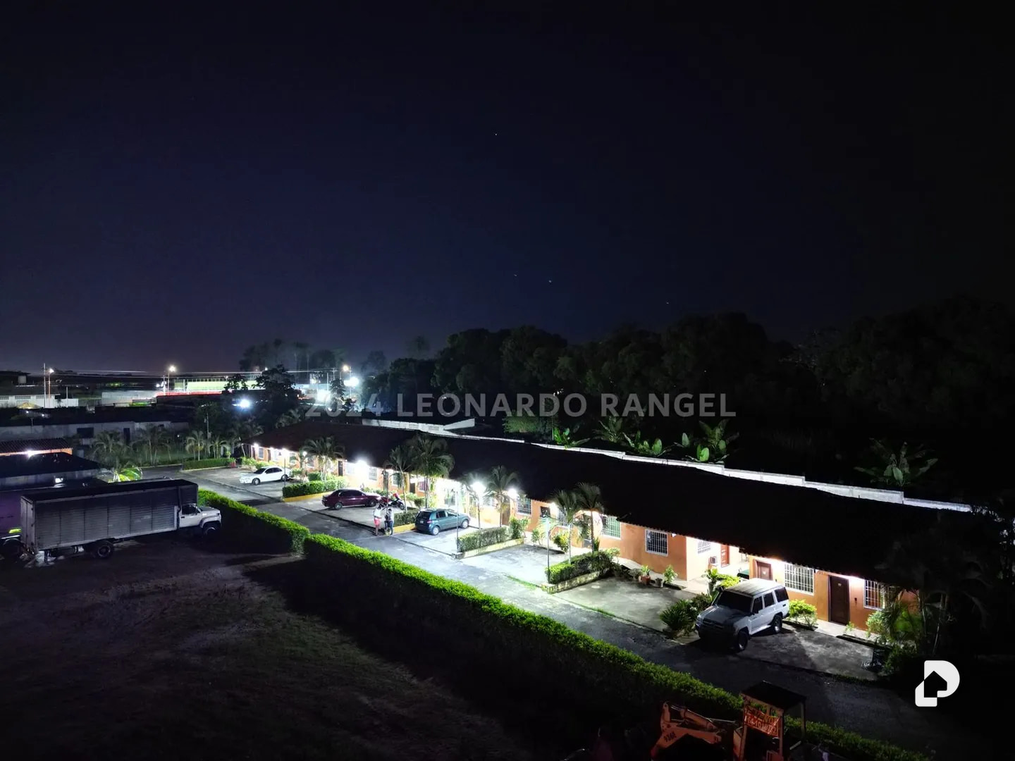 Edificio en Redoma del Chiguire sector Los Pinos, Barinas – 28