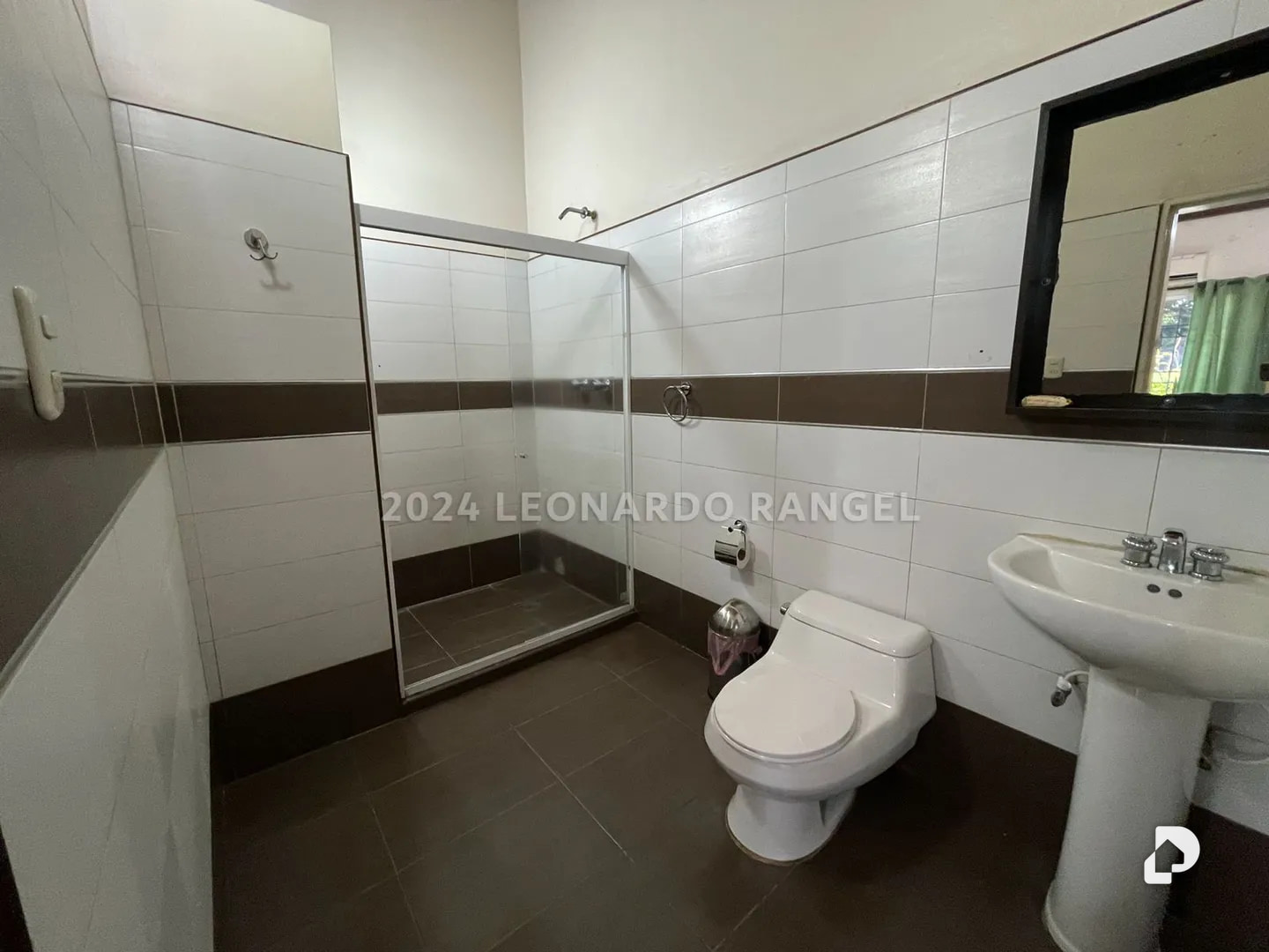 Edificio en Redoma del Chiguire sector Los Pinos, Barinas – 14