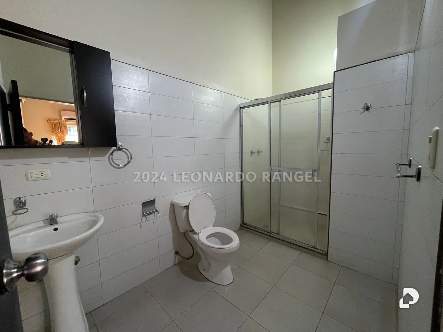 Edificio en Redoma del Chiguire sector Los Pinos, Barinas – 19