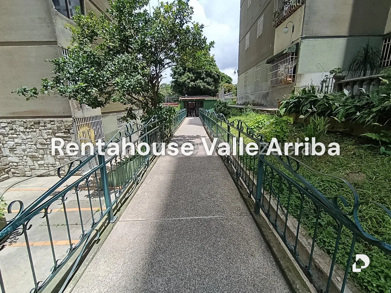 Apartamento en El Tambor, Los Teques – 2