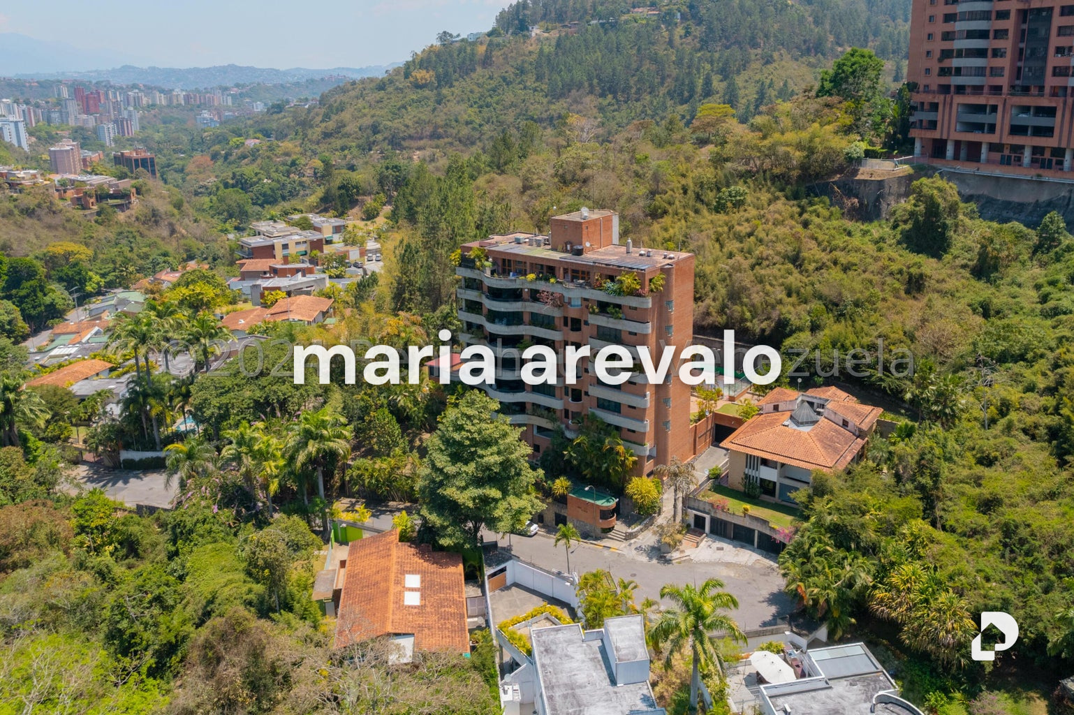 Apartamento en Colinas del Tamanaco, Caracas – 1