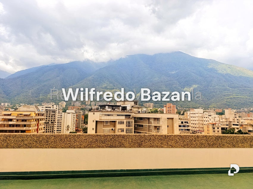 Apartamento en Los Palos Grandes, Caracas – 13