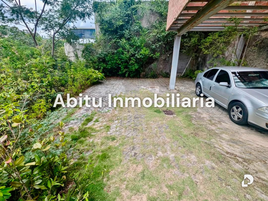 Casa en El Peñón, Caracas – 33