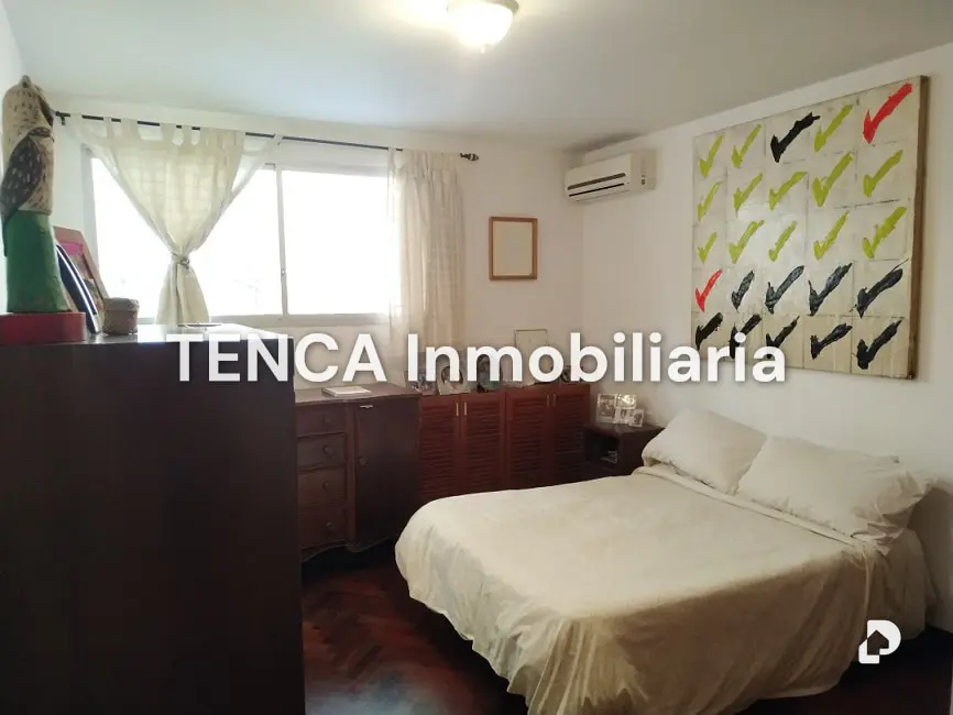 Casa en San Román, Caracas – 25