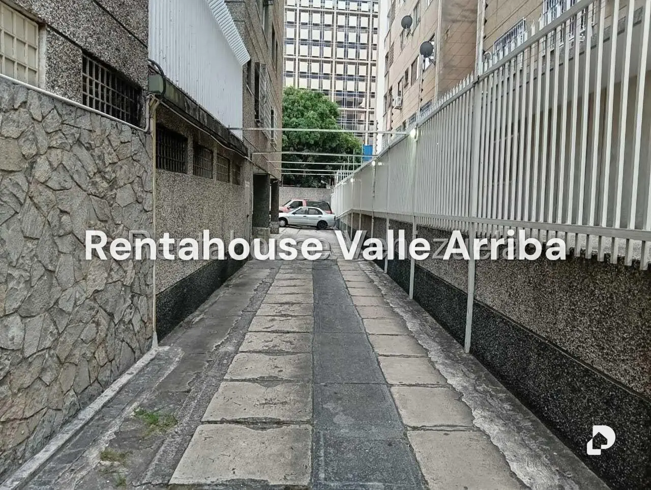 Apartamento en Altamira, Caracas – 28