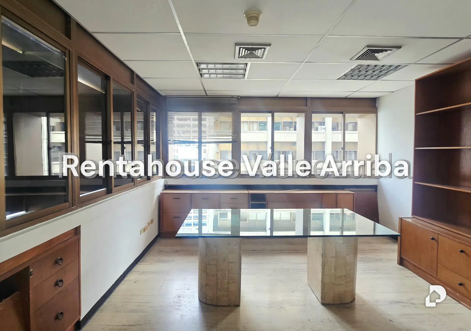 Office in Los Palos Grandes, Caracas – 8