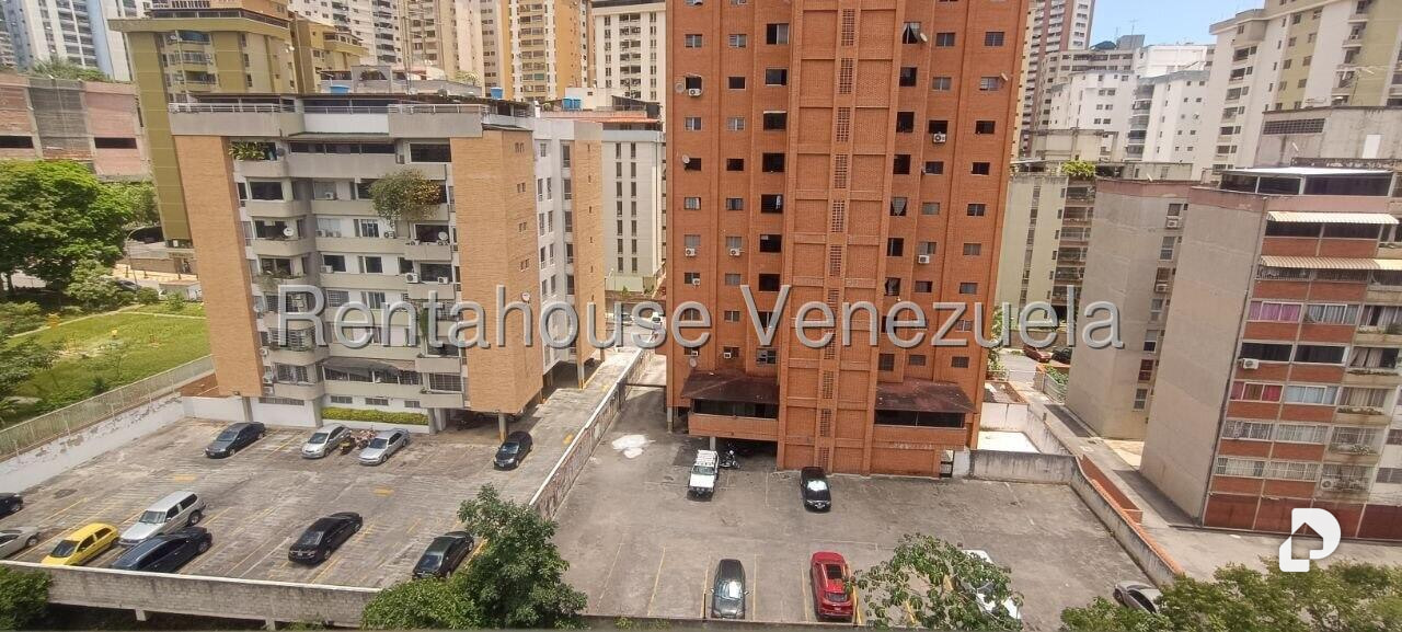 Apartamento en Lomas del Avila, Caracas