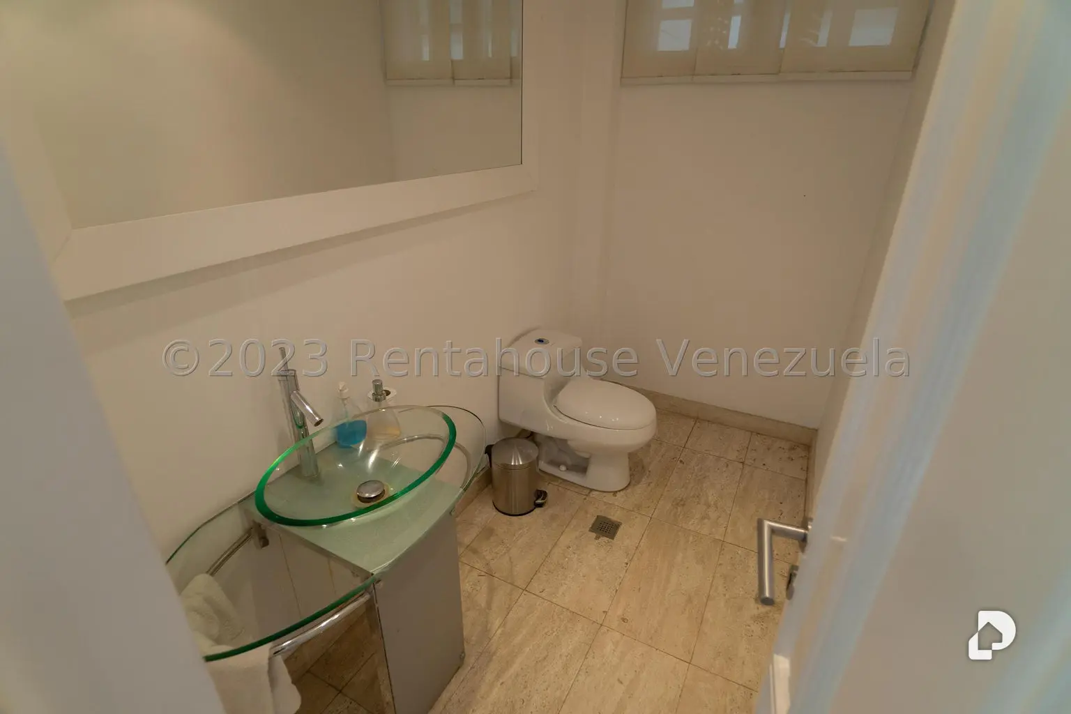 Casa en Prados del Este, Caracas – 11