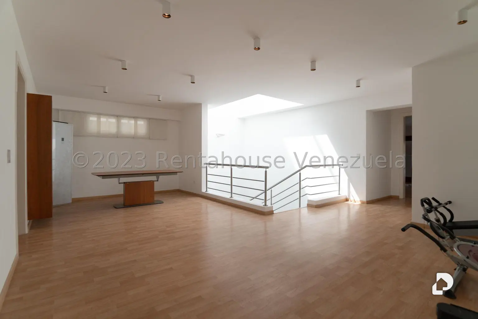 Casa en Prados del Este, Caracas – 28