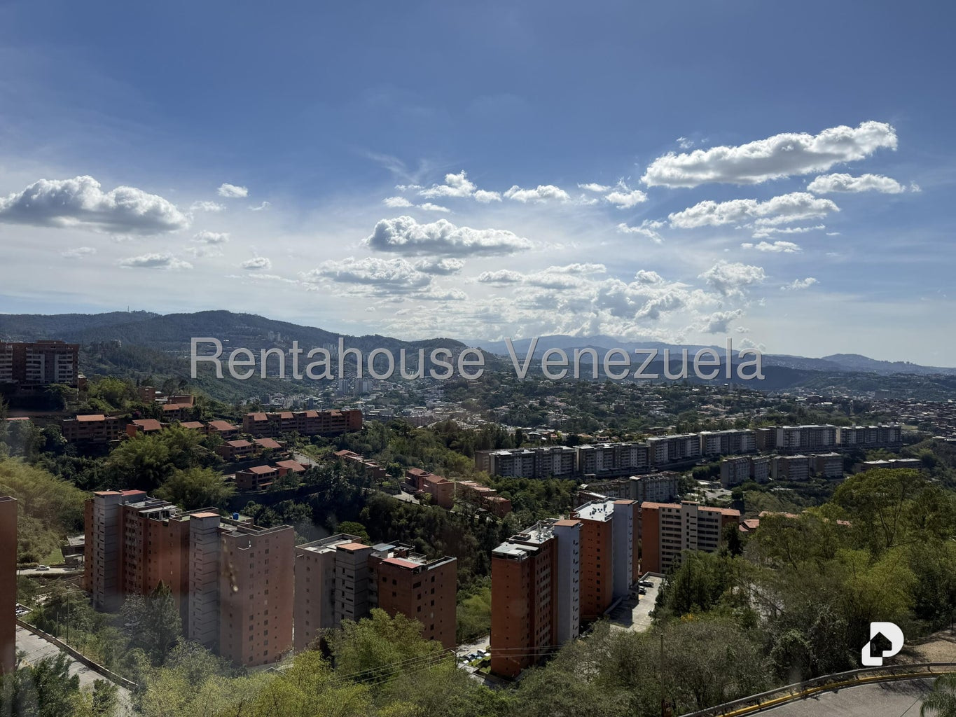 Apartamento en Colinas de La Tahona, Caracas