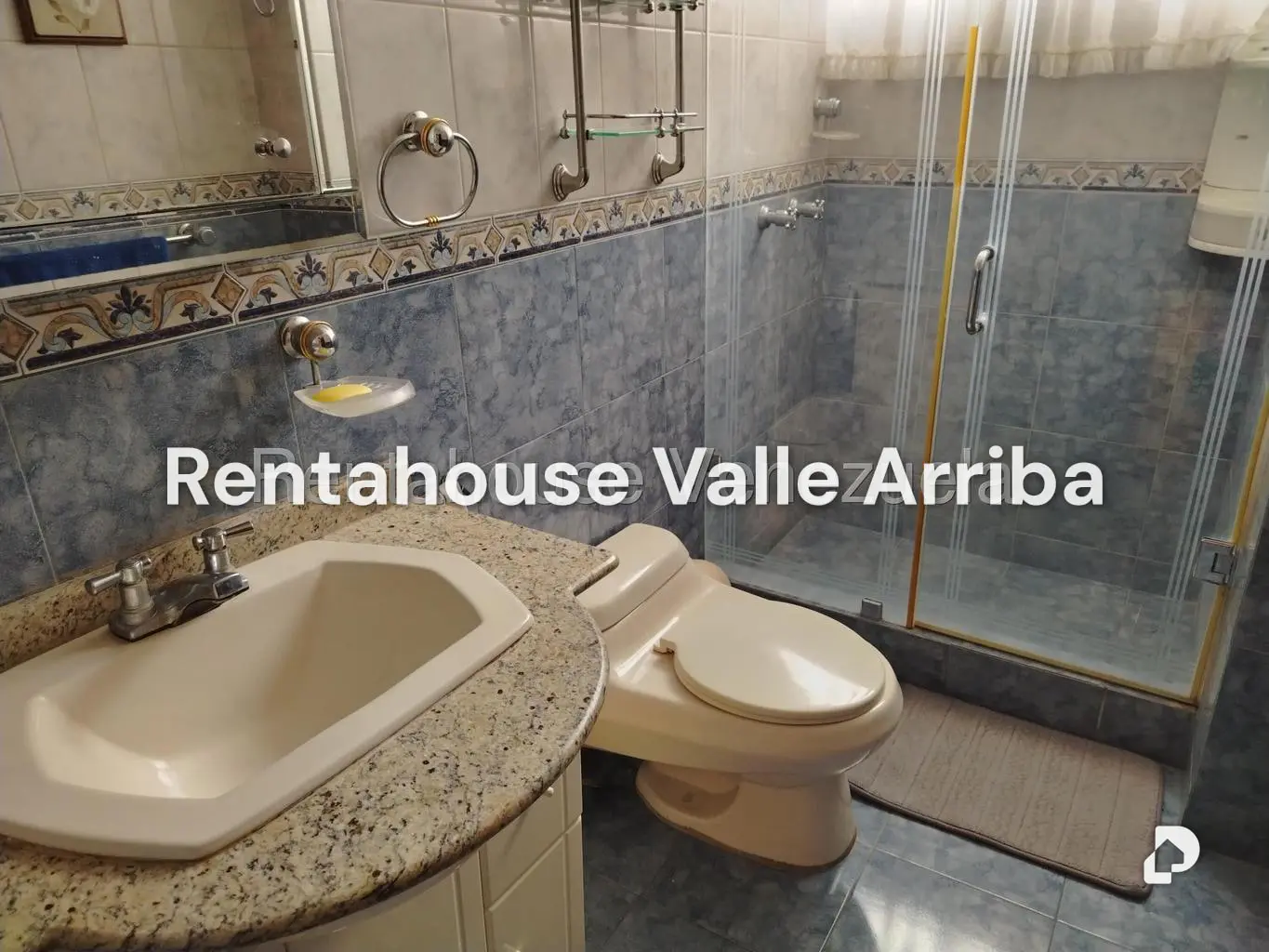 Apartamento en El Rosal, Caracas – 18