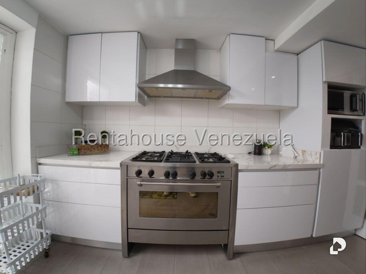 Casa en La Trinidad, Caracas – 19