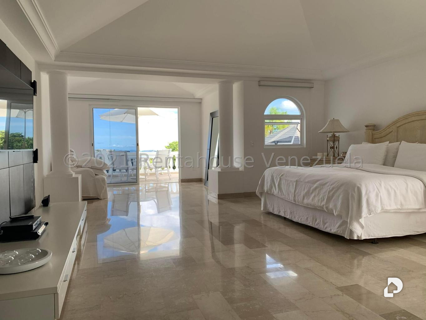 Casa en La Lagunita Country Club, Caracas – 22
