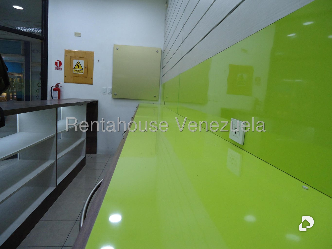 Local comercial en Parroquia Catedral, Caracas – 11
