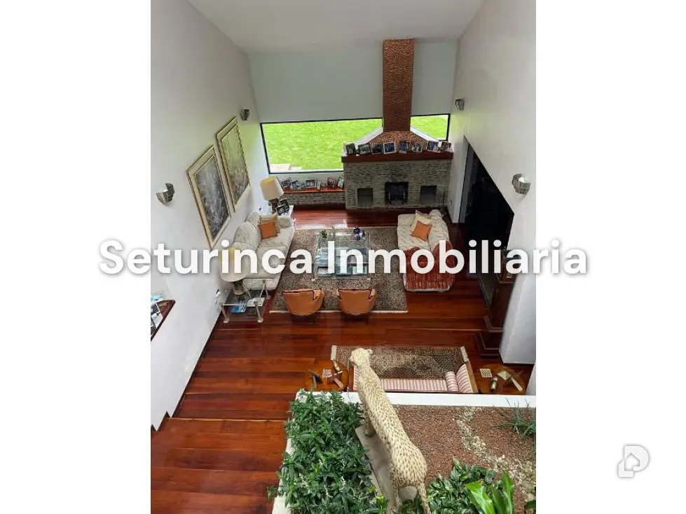 House in La Lagunita, Caracas – 20