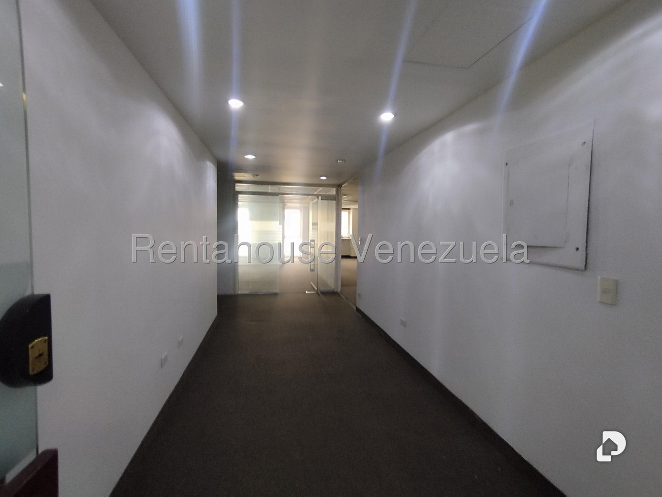 Oficina en Los Palos Grandes, Caracas