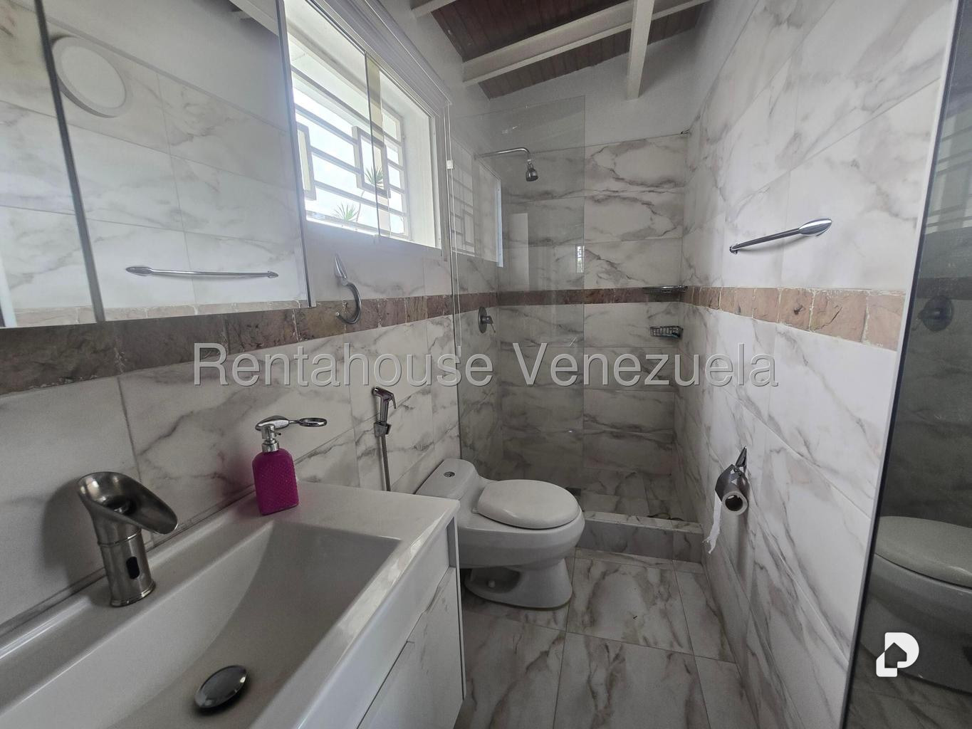 Casa en Macaracuay, Caracas – 31