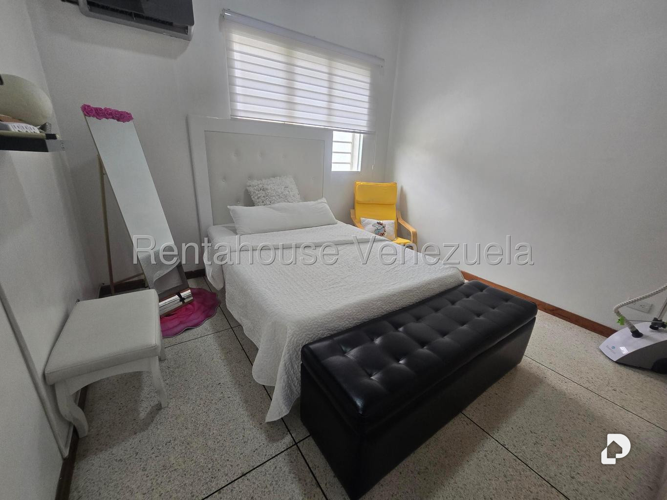 Casa en Macaracuay, Caracas – 26