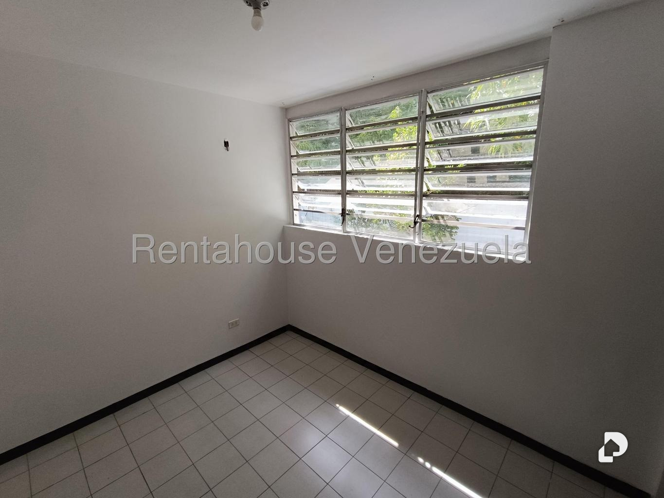 Casa en Santa Marta, Caracas – 19