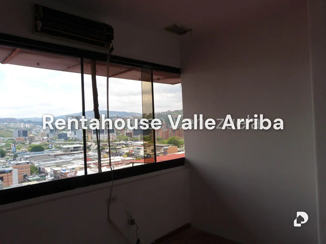 Office in Chacao, Caracas – 18