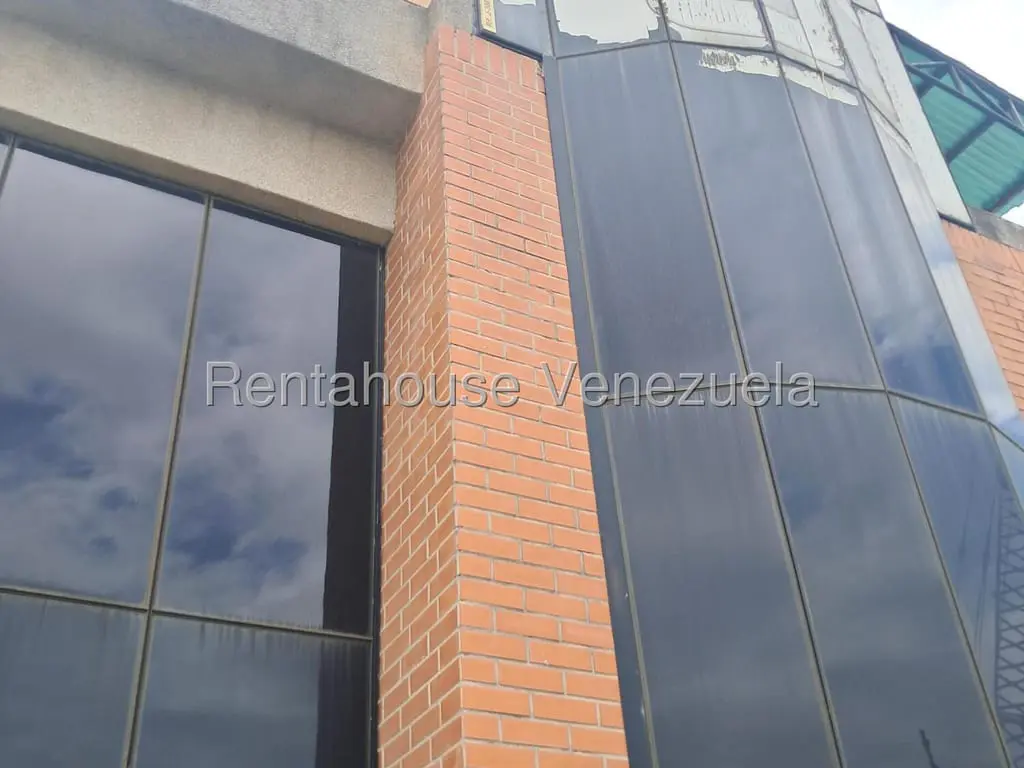 Warehouse in Valle Arriba, Guatire - 1
