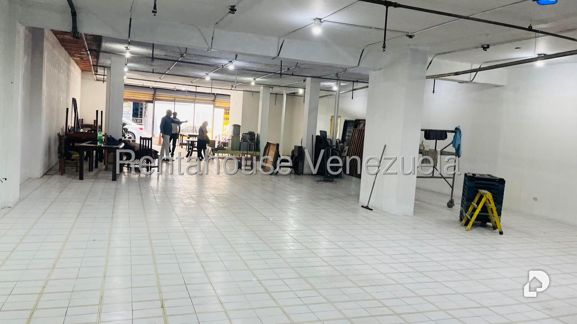 Local comercial en Parroquia La Candelaria, Caracas – 2