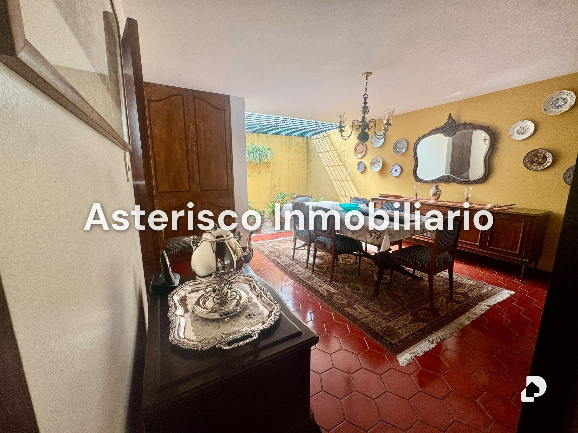 Casa en San Luis, Caracas – 15